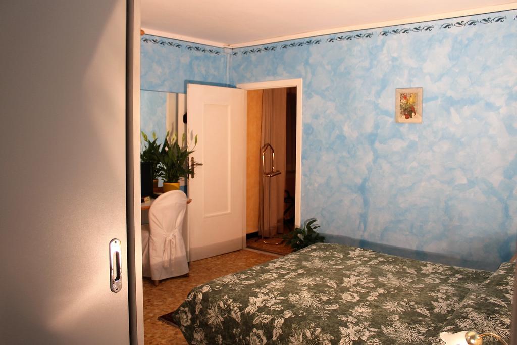 Hotel Agnello D'Oro Genova Bagian luar foto